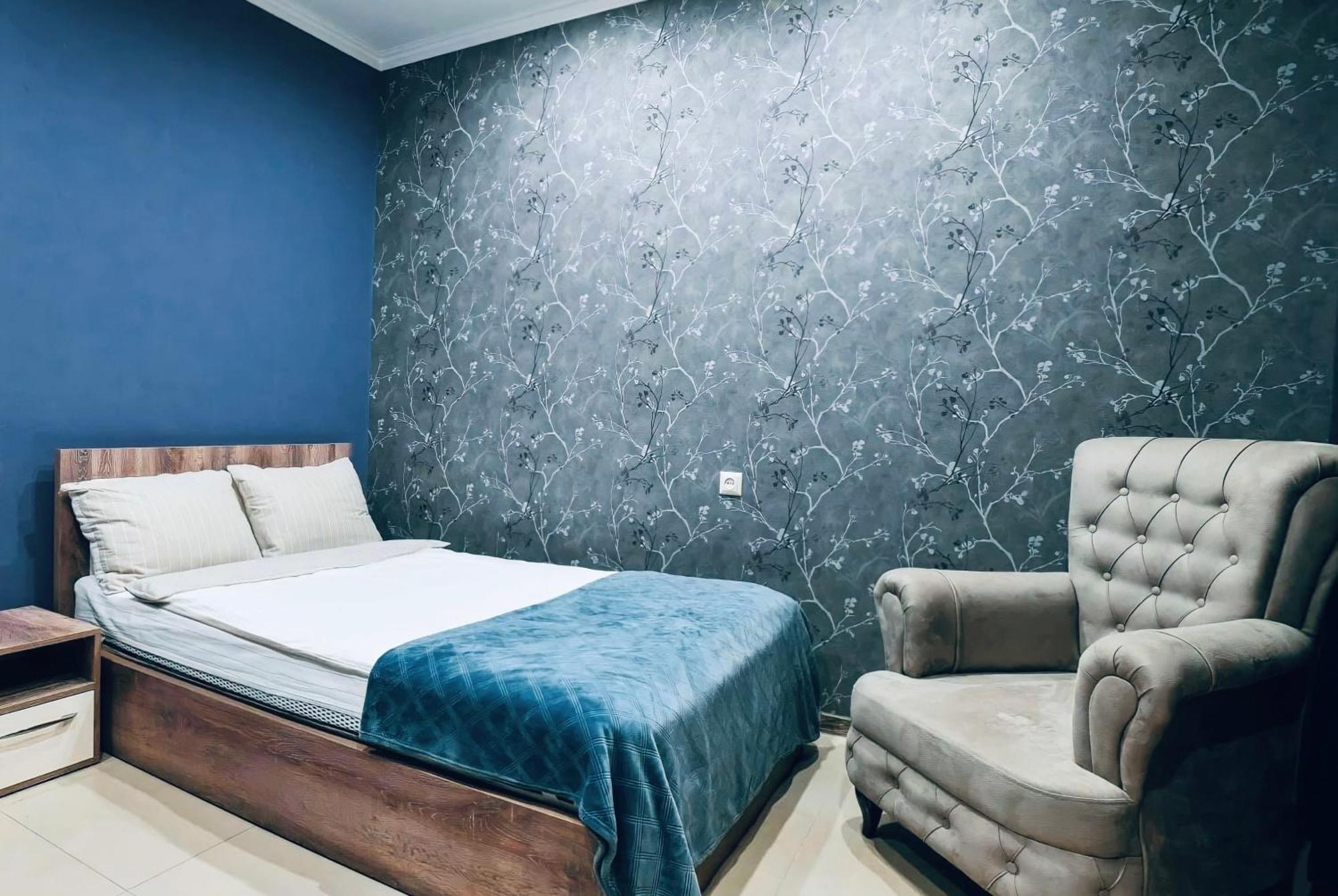 7 Rooms Hotel Tserovani Eksteriør billede